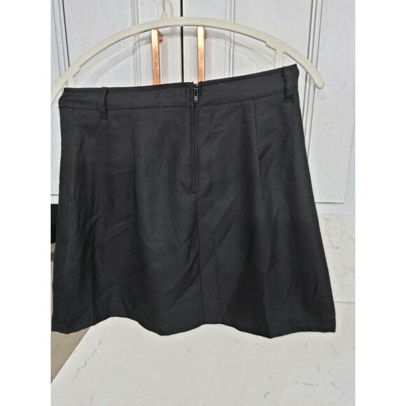Y2K Black grunge Academia chain pleated flowy skirt Hot Topic NWT - Picture 3 of 4